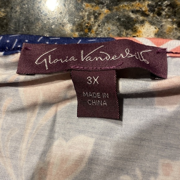 G Gloria Vanderbilt floral casual stretch cap sleeve plus size top size 3X - Picture 4 of 4